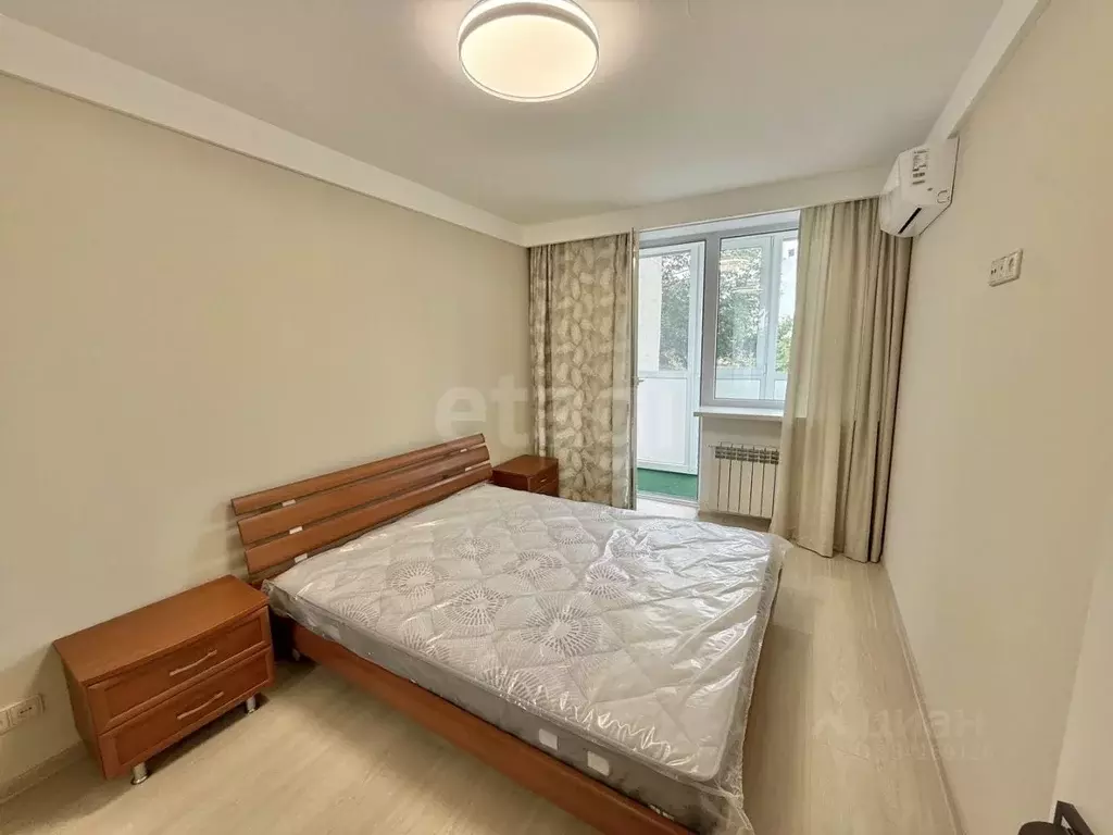 3-к кв. Крым, Симферополь ул. Караимская (70.0 м) - Фото 1