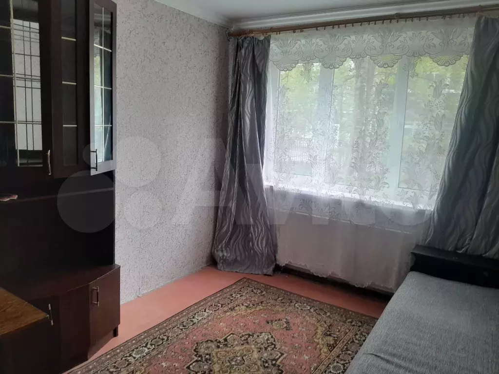 Комната 13 м в 4-к., 1/9 эт. - Фото 1