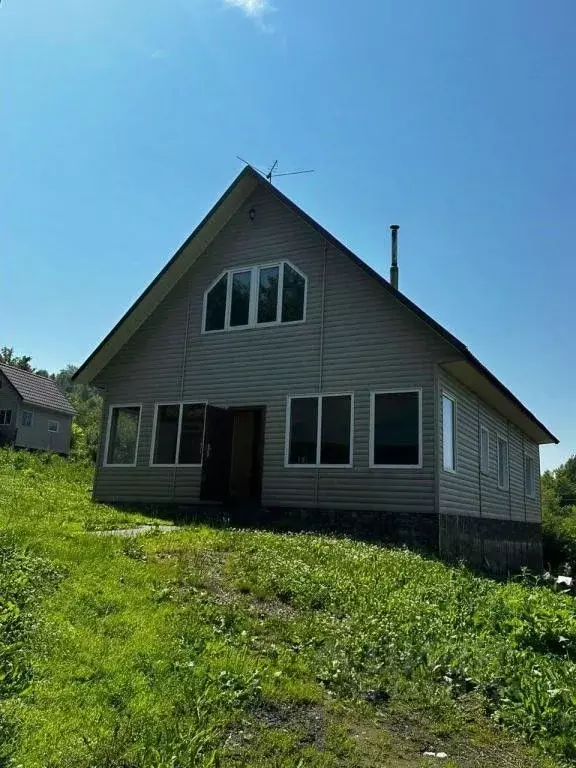 Дом в Кемеровская область, Калтанский городской округ, пос. Малиновка ... - Фото 0