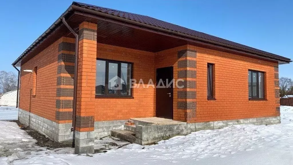 Дом в Белгородская область, Строитель Яковлевский городской округ, ул. ... - Фото 1