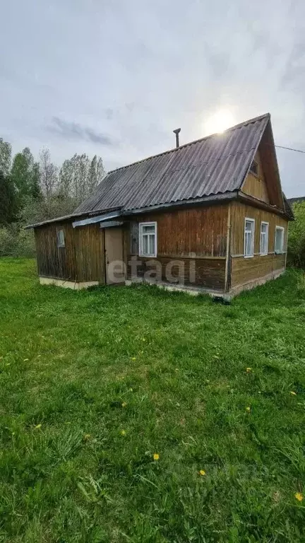 Дом в Ленинградская область, Киришский район, Будогощское городское ... - Фото 1