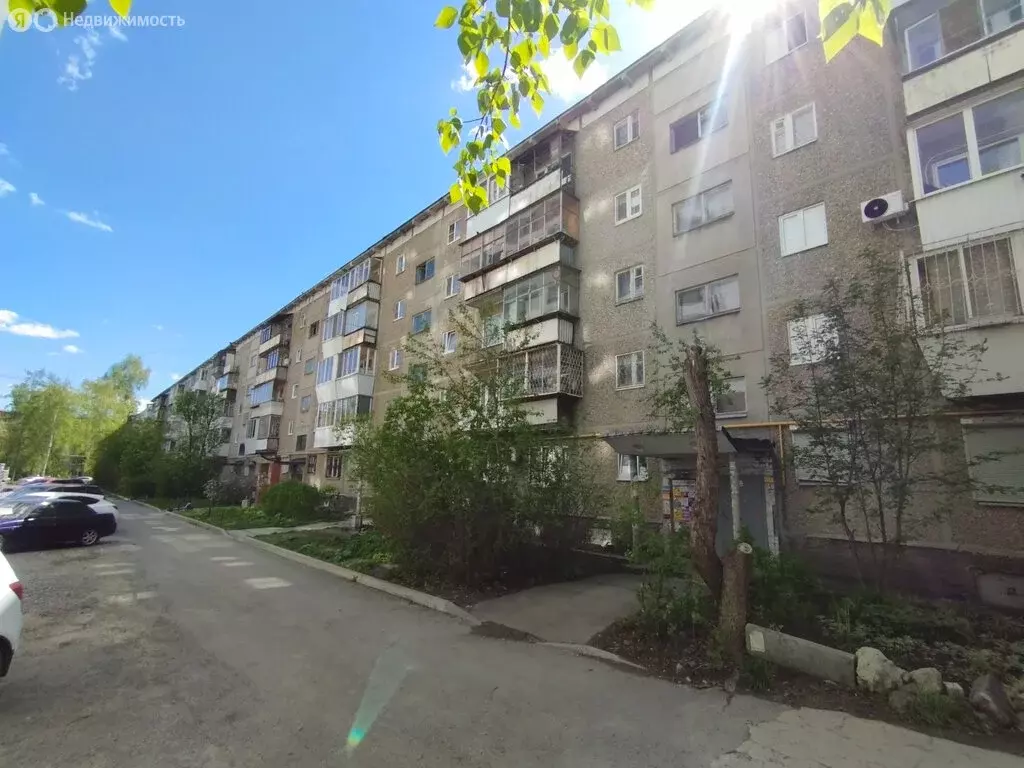 3-комнатная квартира: Екатеринбург, улица Щорса, 38к1 (58.1 м) - Фото 0