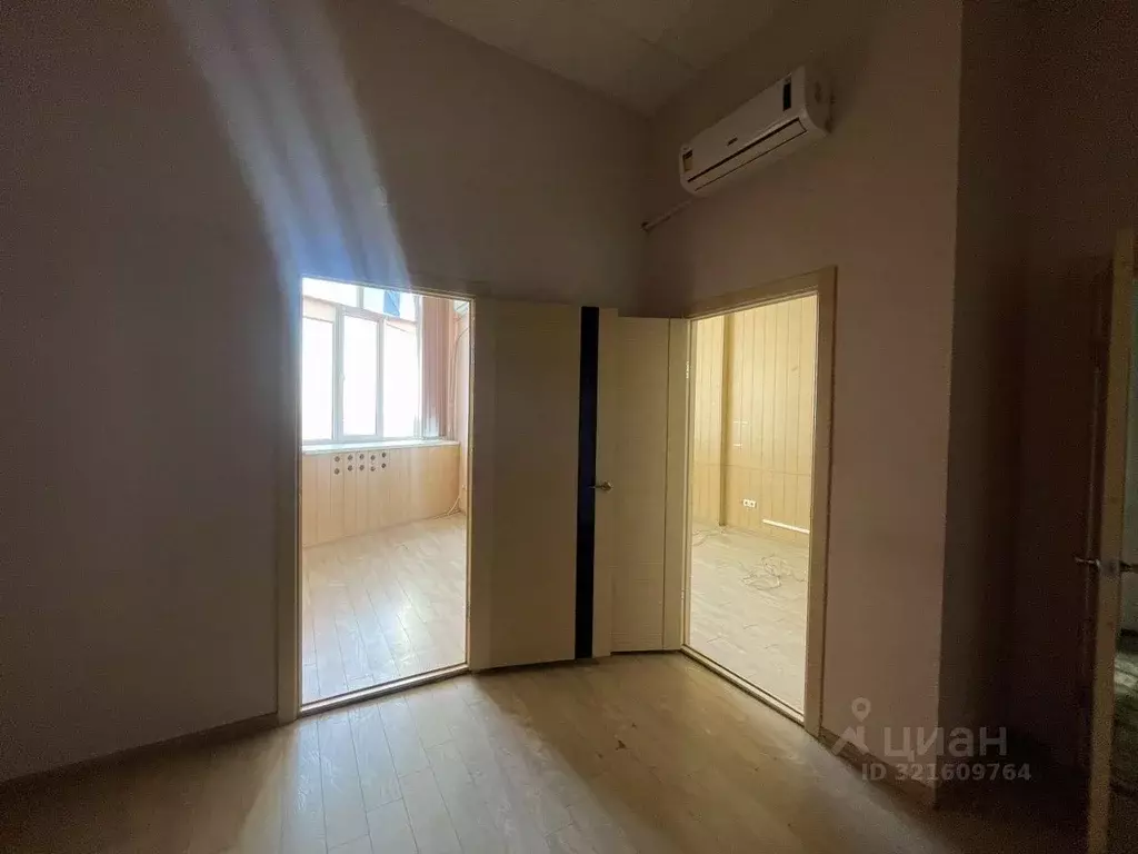 Офис в Ростовская область, Ростов-на-Дону Буденновский просп., 80 (41 ... - Фото 1