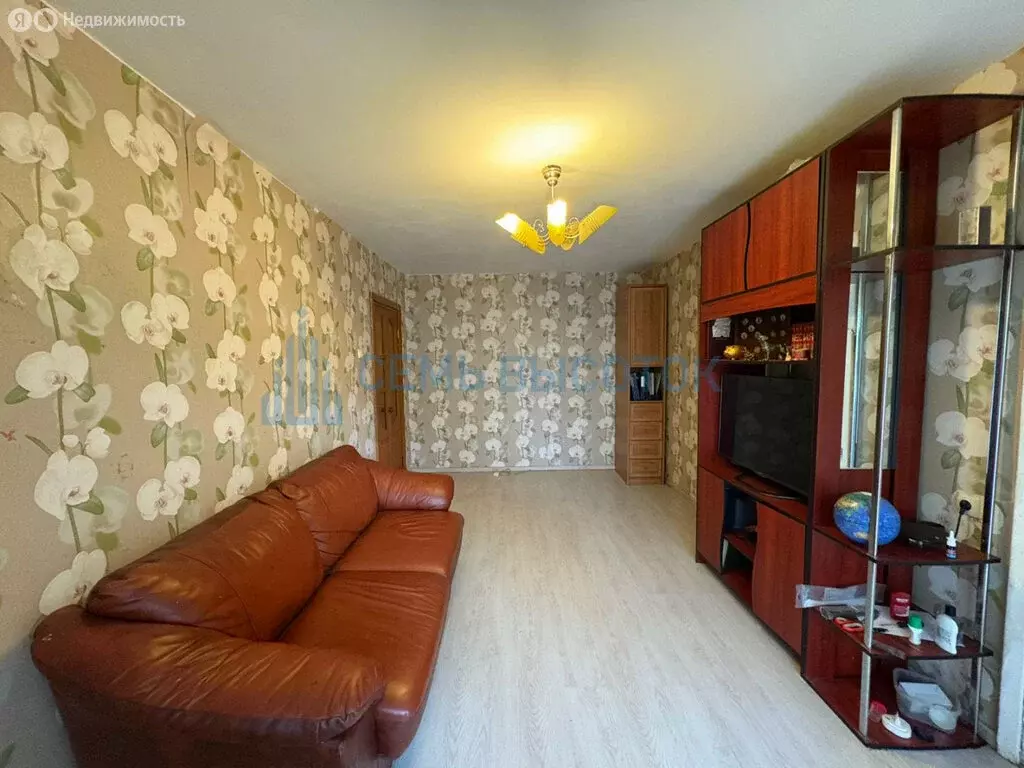 4-комнатная квартира: Подольск, улица 43-й Армии, 5 (60.4 м) - Фото 1