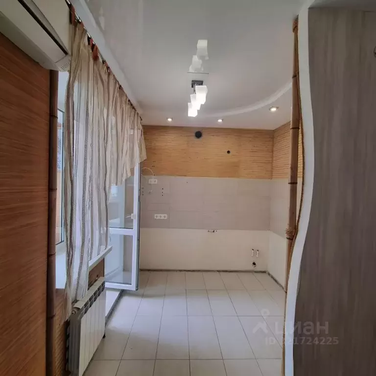 1-к кв. Омская область, Омск Пригородная ул., 5 (36.0 м) - Фото 0