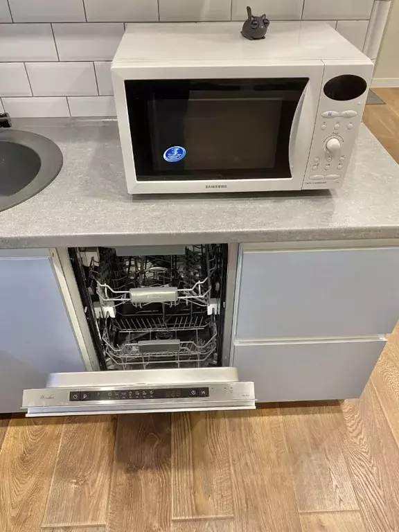 2-к кв. Московская область, Красногорск городской округ, Нахабино пгт ... - Фото 2