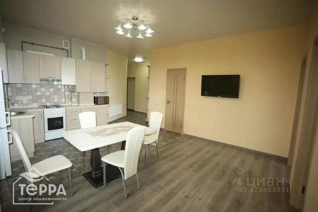 2-к кв. Крым, Евпатория ул. Толстого, 38 (84.5 м) - Фото 0