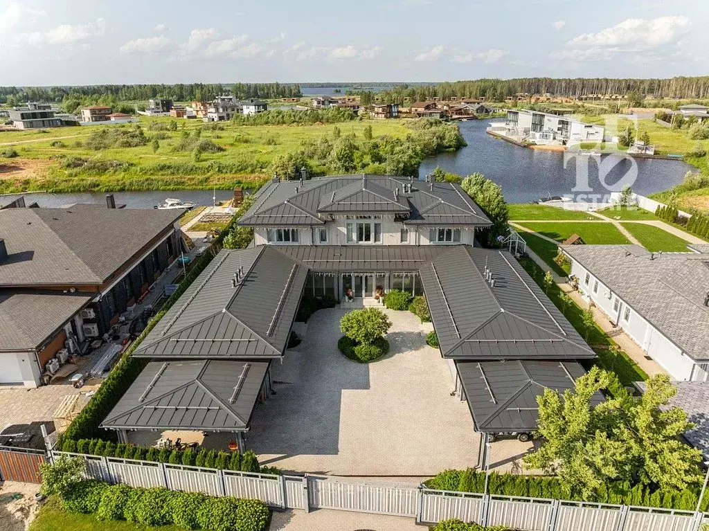 Дом в Тверская область, Конаково ул. Крутые берега, 42 (1282 м) - Фото 0