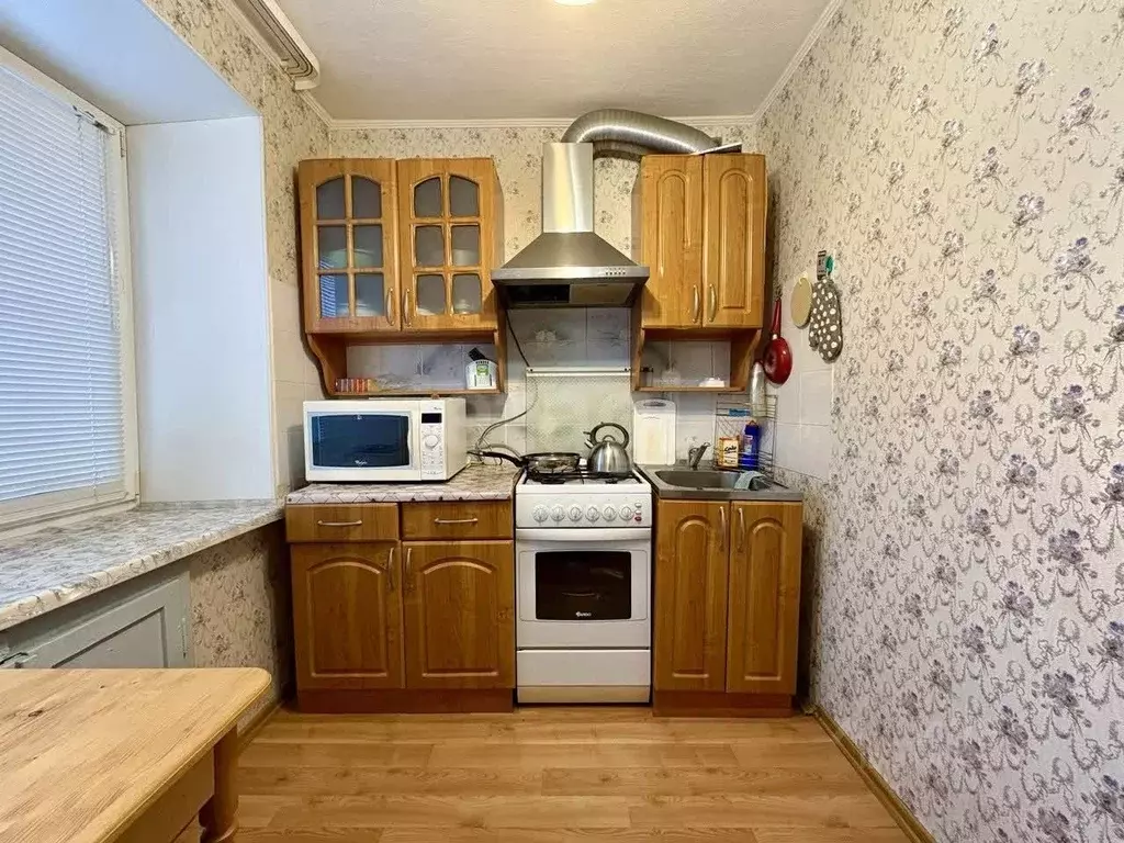 3-к кв. Вологодская область, Череповец ул. Тимохина, 14 (58.7 м) - Фото 2