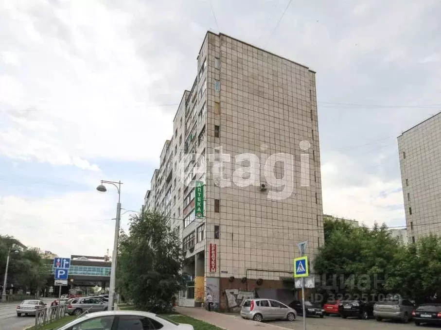 1-к кв. Пермский край, Пермь ул. Максима Горького, 51 (37.5 м) - Фото 0