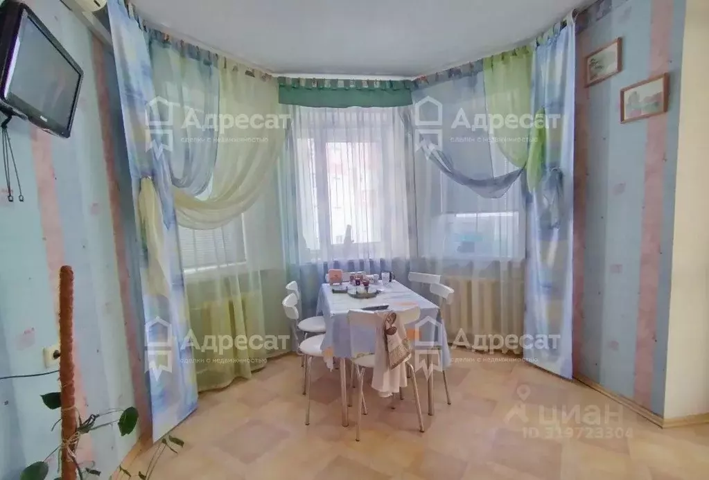 2-к кв. Волгоградская область, Волгоград бул. Энгельса, 34Д (90.3 м) - Фото 1