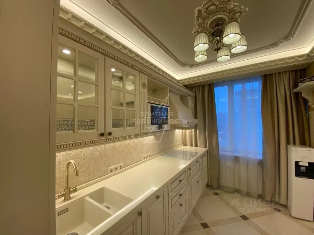 3-к кв. Москва ул. Новый Арбат, 6 (71.0 м) - Фото 0