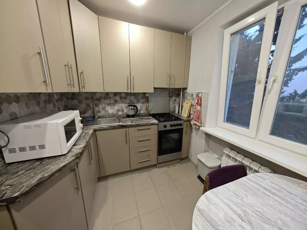 3-к кв. Севастополь просп. Октябрьской Революции, 89 (70.0 м) - Фото 2