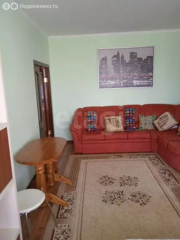 2-комнатная квартира: Октябрьский, Первомайская улица, 8 (74.8 м) - Фото 1