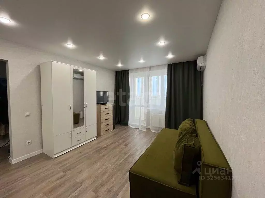 1-к кв. Тюменская область, Тюмень ул. Монтажников, 42 (43.0 м) - Фото 2