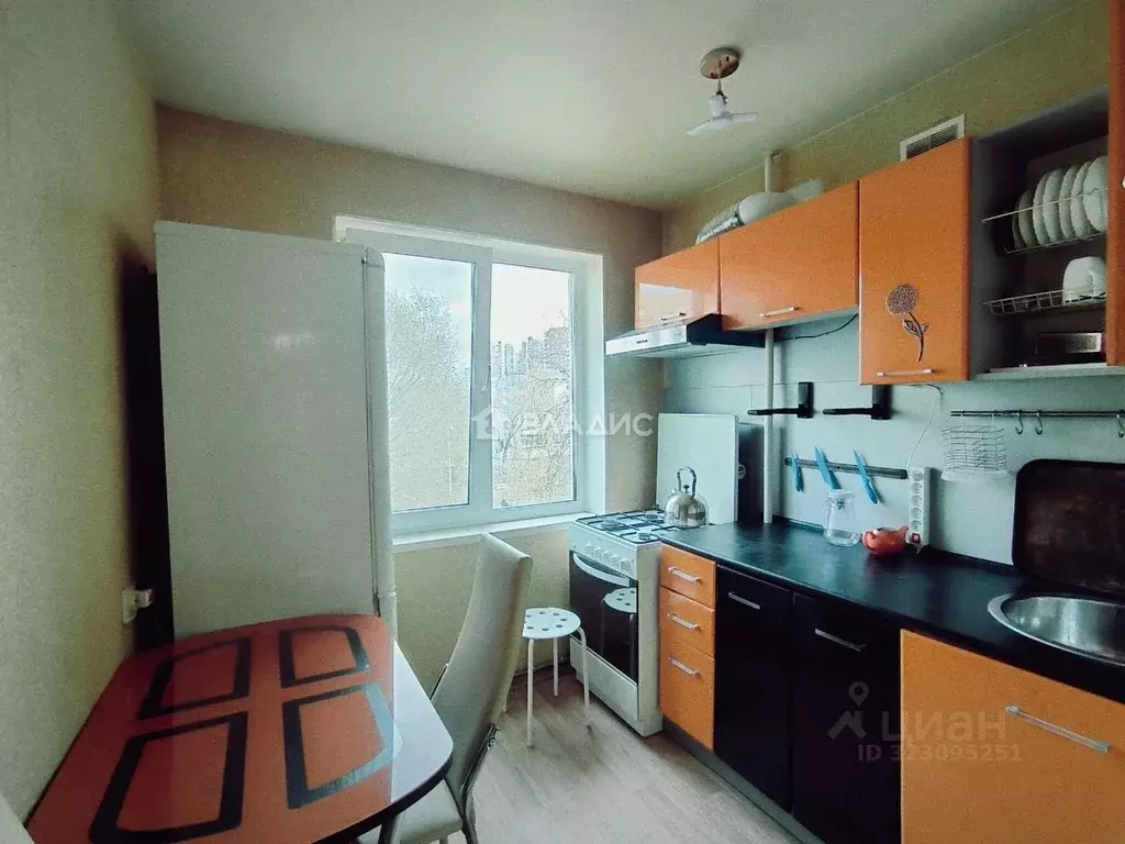 2-к кв. Пермский край, Пермь Грузинская ул., 3 (45.0 м) - Фото 0