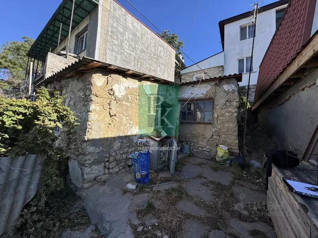Участок в Севастополь ул. Тургенева, 47 (1.28 сот.) - Фото 1