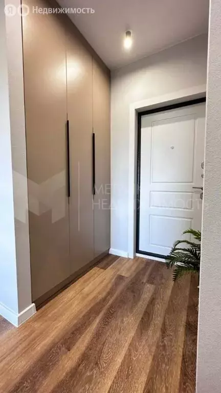 2-комнатная квартира: деревня Дударева, улица Сергея Джанбровского, ... - Фото 2