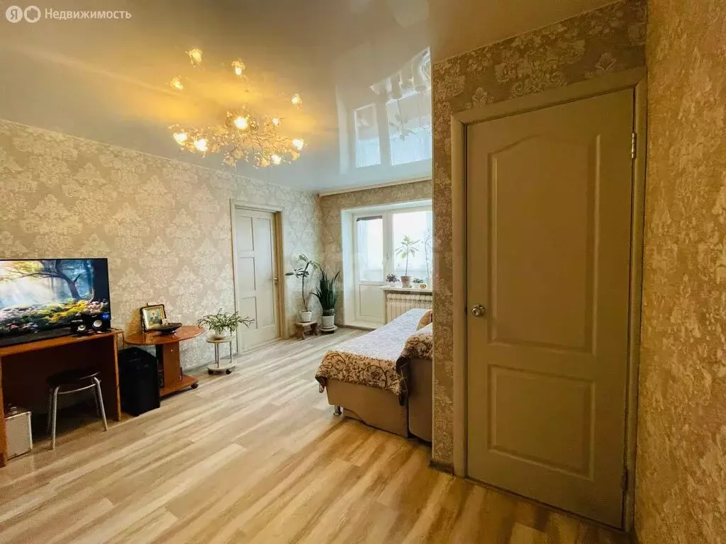 2-комнатная квартира: Невьянск, Лебяжинская улица, 15 (43 м) - Фото 2