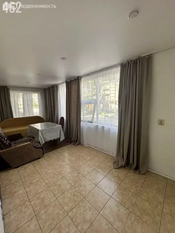 2-комнатная квартира: Феодосия, улица 8 Марта, 10 (50.3 м) - Фото 1