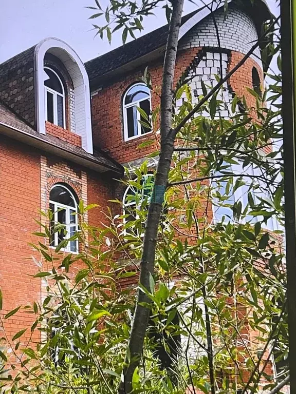 Дом в Калужская область, Калуга ул. Кукареки, 50 (600 м) - Фото 1