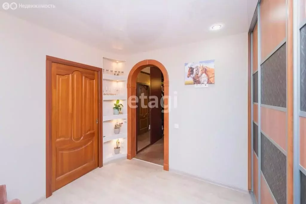 3-комнатная квартира: Пермь, Пермская улица, 160 (60.4 м) - Фото 1