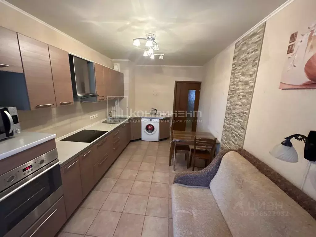 2-к кв. Владимирская область, Владимир ул. Комиссарова, 4а (60.0 м) - Фото 1