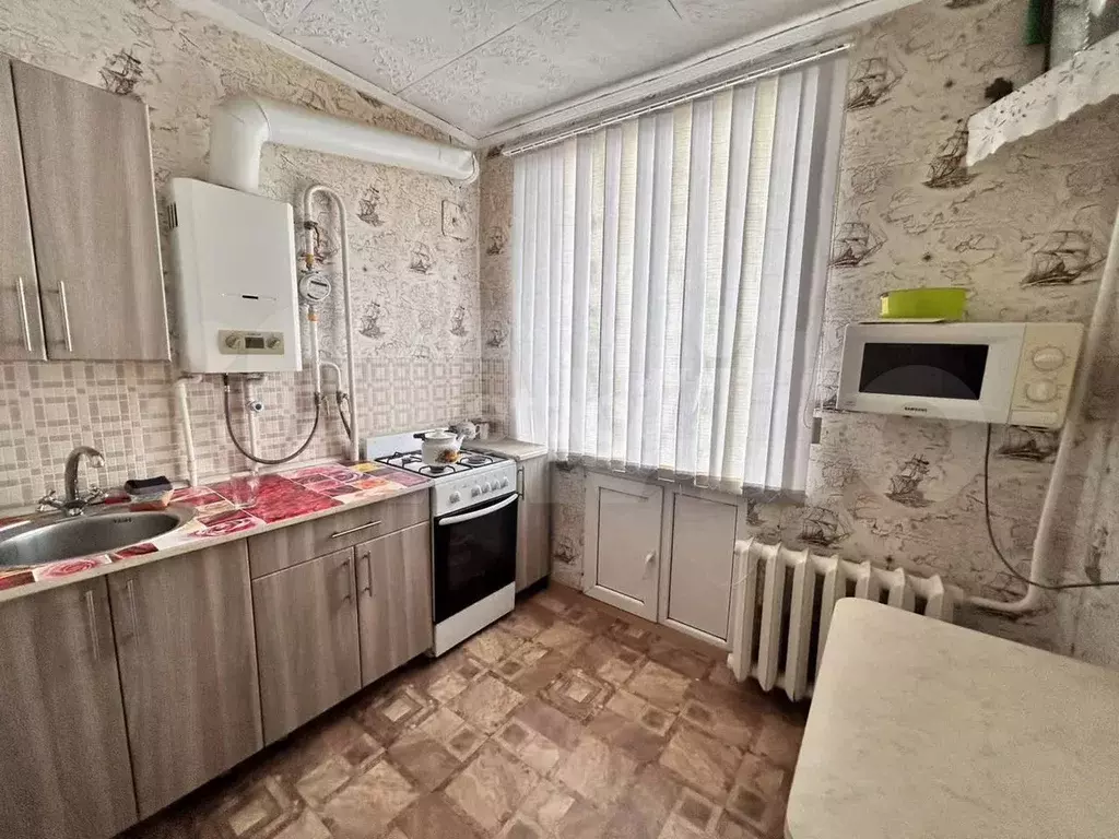 3-к. квартира, 56,2 м, 5/5 эт. - Фото 0