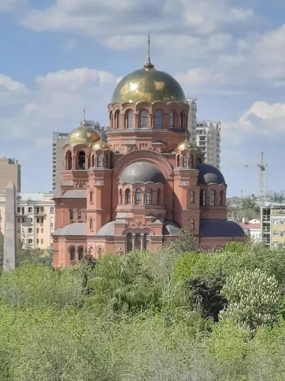 2-к кв. Волгоградская область, Волгоград ул. Аллея Героев, 4 (60.0 м) - Фото 1
