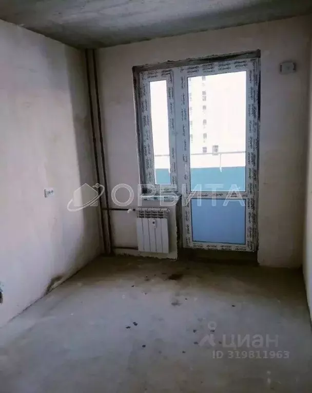 1-к кв. Тюменская область, Тюмень ул. Алексея Леонова, 32 (35.5 м) - Фото 0