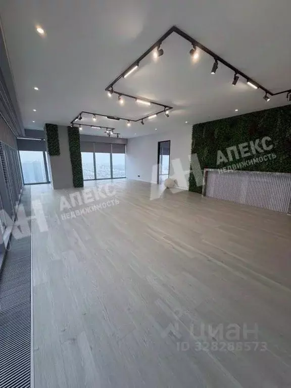 Помещение свободного назначения в Москва 1-й Красногвардейский проезд, ... - Фото 1