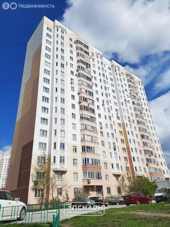 3-комнатная квартира: Курск, проспект Вячеслава Клыкова, 45 (84.83 м) - Фото 0