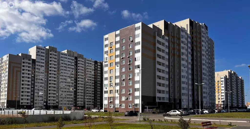 2-комнатная квартира: Оренбург, Уральская улица, 2/22 (58 м) - Фото 1