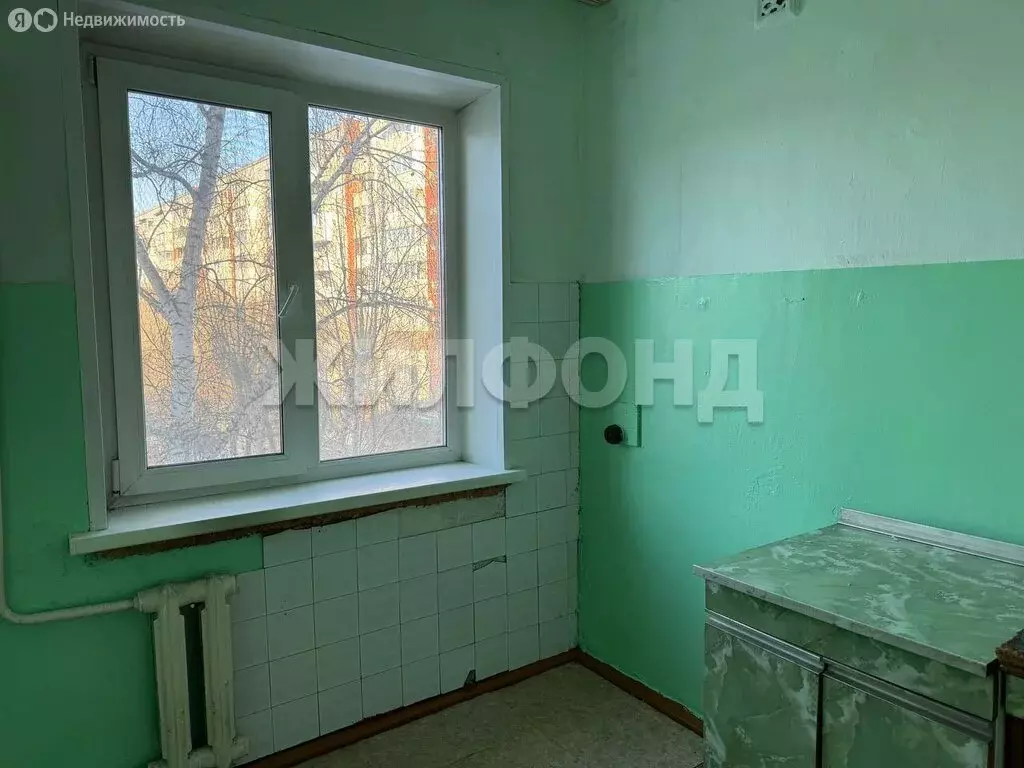 3-комнатная квартира: Абакан, улица Чехова, 126 (61.1 м) - Фото 1