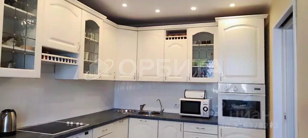 4-к кв. Тюменская область, Тюмень ул. Ленина, 57А (75.5 м) - Фото 1