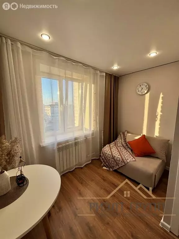 Квартира-студия: Казань, улица Короленко, 52А (12 м) - Фото 1