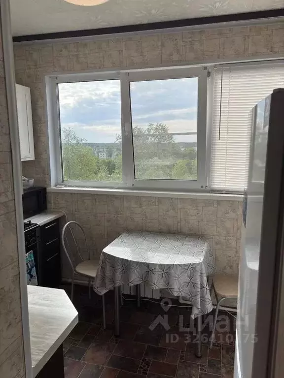 Студия Ленинградская область, Кингисепп ул. Жукова, 12а (31.0 м) - Фото 2