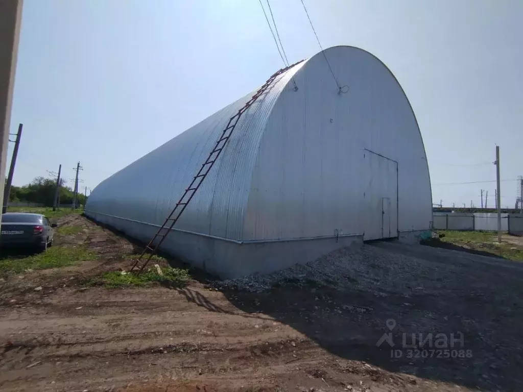 Склад в Самарская область, Кинель Первомайская ул., 1 (1000 м) - Фото 0