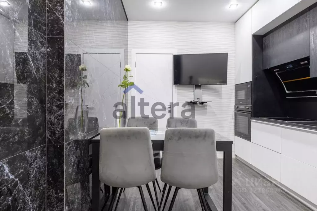 1-к кв. Татарстан, Казань ул. Баки Урманче, 6 (51.9 м) - Фото 1