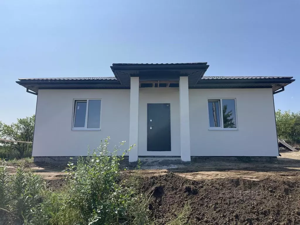 Дом в Саратовская область, пос. Расково ул. Юбилейная, 3 (100 м) - Фото 1