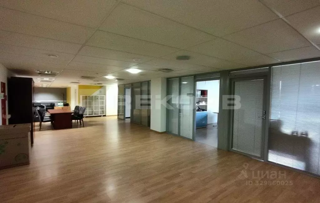 Офис в Санкт-Петербург просп. Шаумяна, 4к1 (388 м) - Фото 1