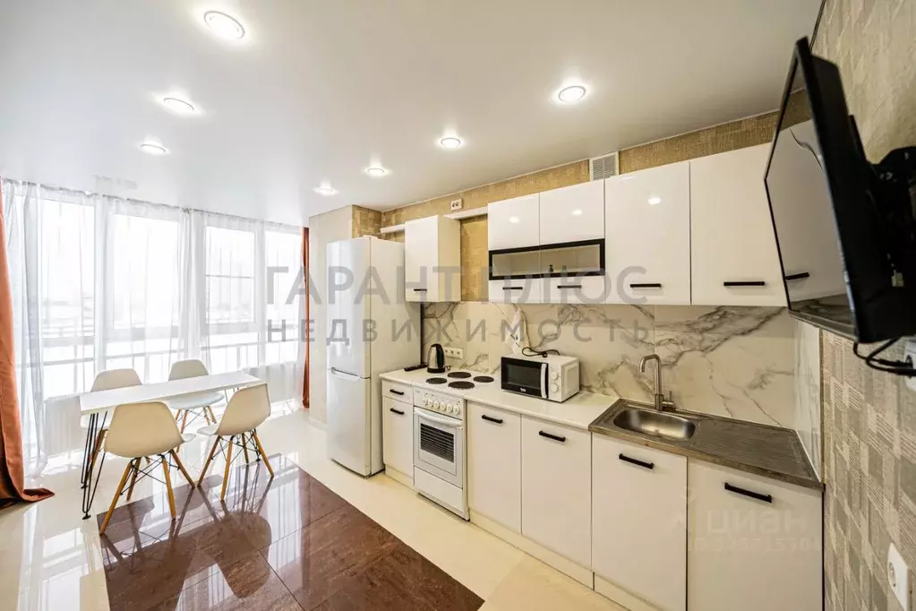 2-к кв. Липецкая область, Липецк ул. И.В. Свиридова, 14 (65.0 м) - Фото 2