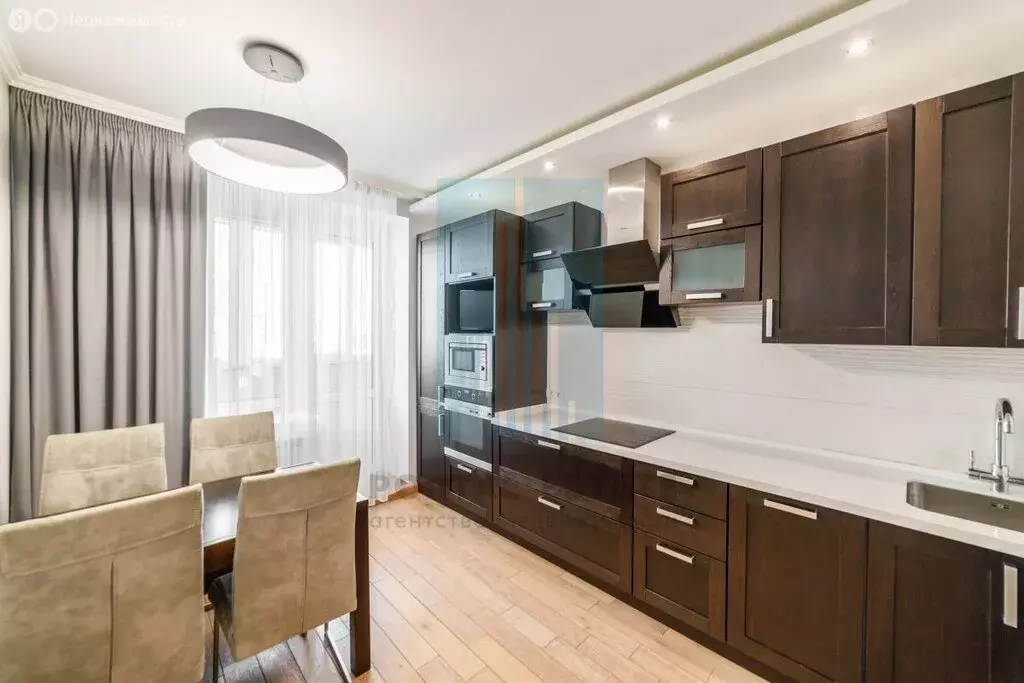 2-комнатная квартира: Подольск, Быковская улица, 10 (66 м) - Фото 2