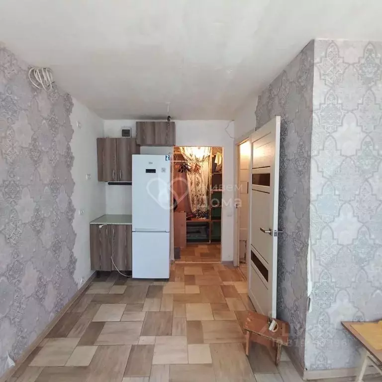 1-к кв. Волгоградская область, Волжский ул. Горького, 35 (14.1 м) - Фото 0