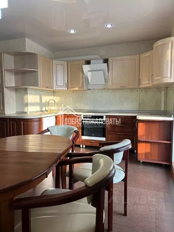 2-к кв. Хакасия, Абакан ул. Лермонтова, 18 (71.6 м) - Фото 1