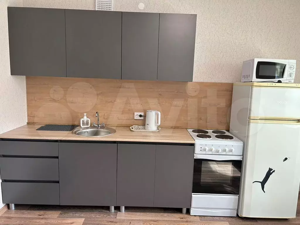 1-к. квартира, 38 м, 9/10 эт. - Фото 1