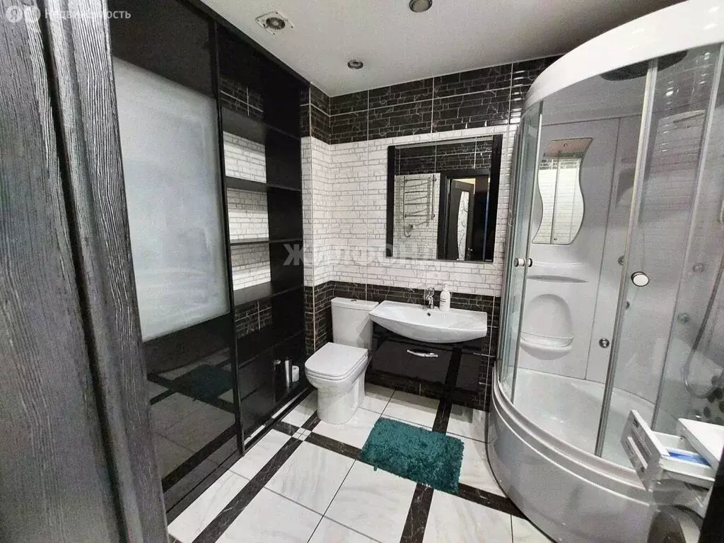 Квартира-студия: Абакан, проспект Дружбы Народов, 43 (45.4 м) - Фото 1