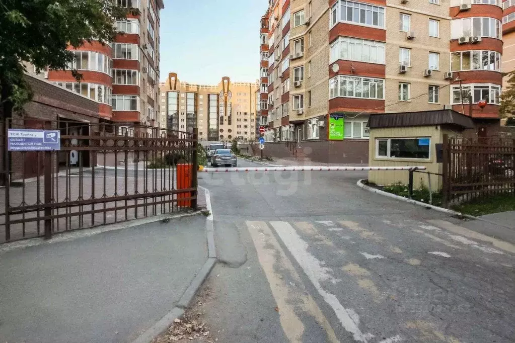 Гараж в Тюменская область, Тюмень Фабричная ул., 7 (16 м) - Фото 1