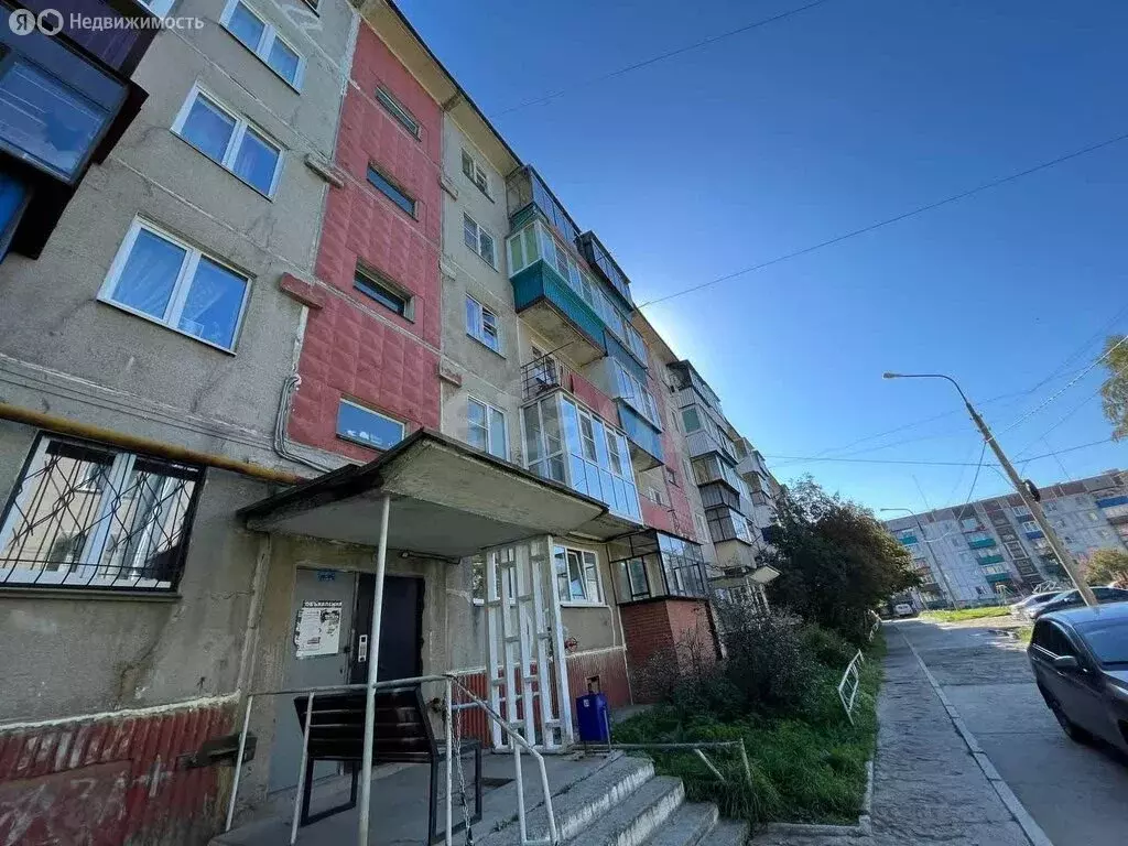 2-комнатная квартира: Кыштым, улица Соплякова, 3 (43.8 м) - Фото 1