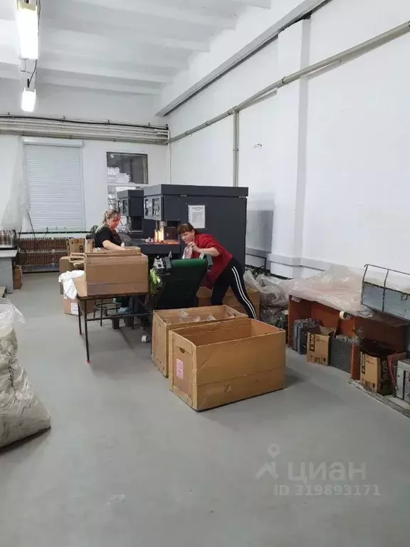 Помещение свободного назначения в Волгоградская область, Волжский ... - Фото 1